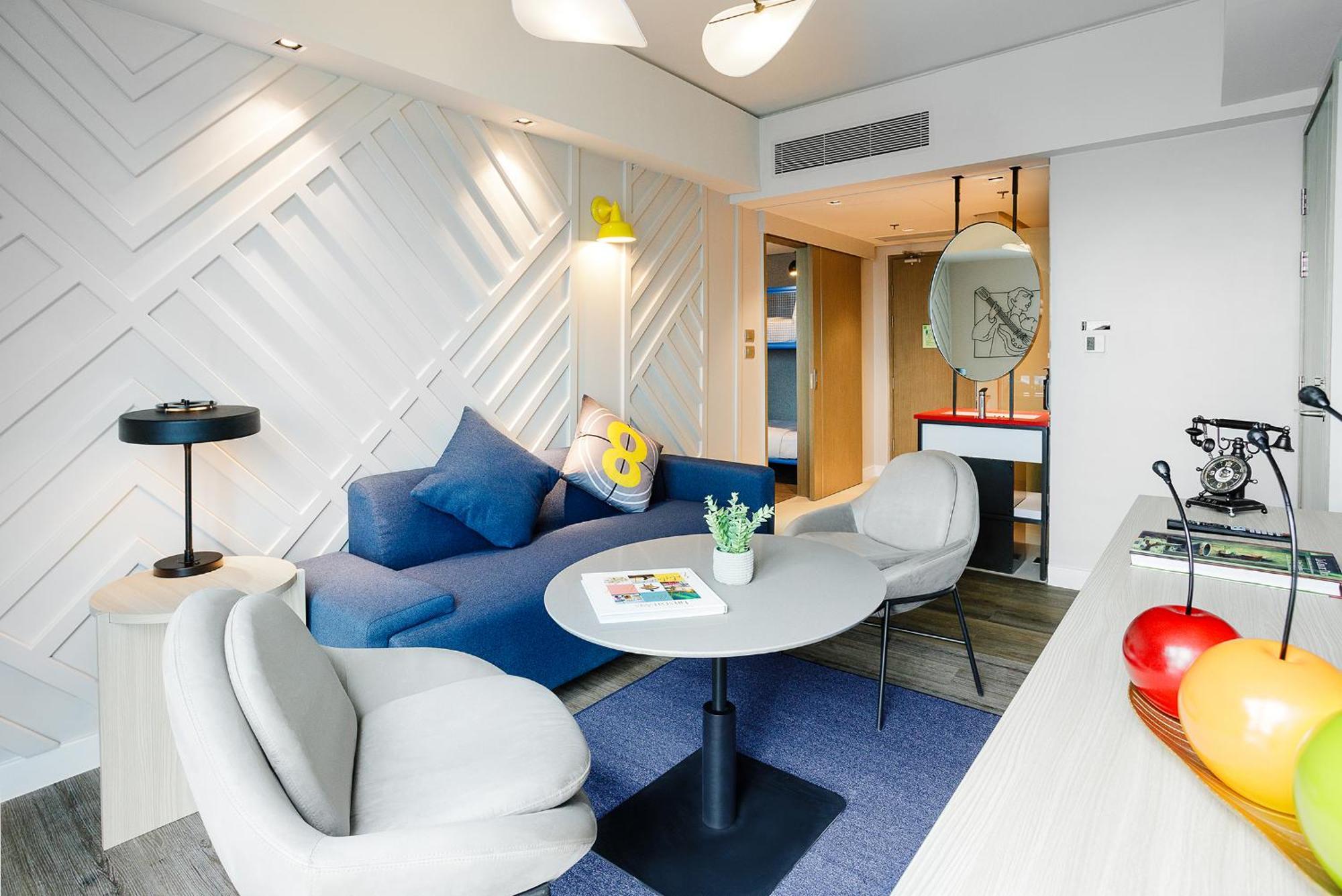 Ibis Styles Manila Araneta City ケソンシティ エクステリア 写真